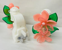 Load image into Gallery viewer, Bath &amp; Body Works Wallflower Plug In